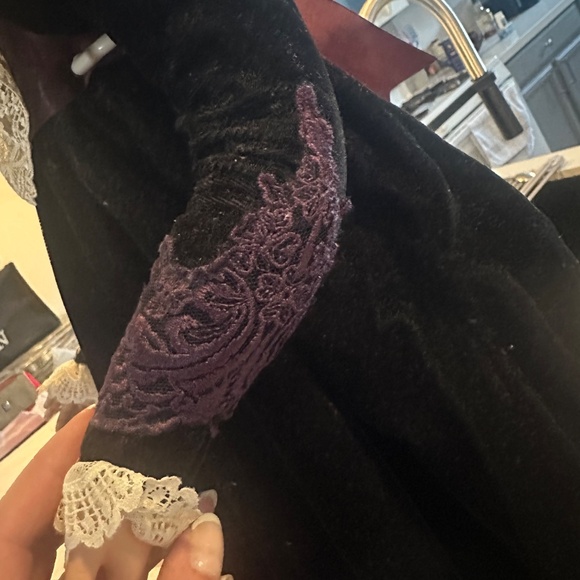 Jan McLean porcelain doll. - Picture 4 of 5